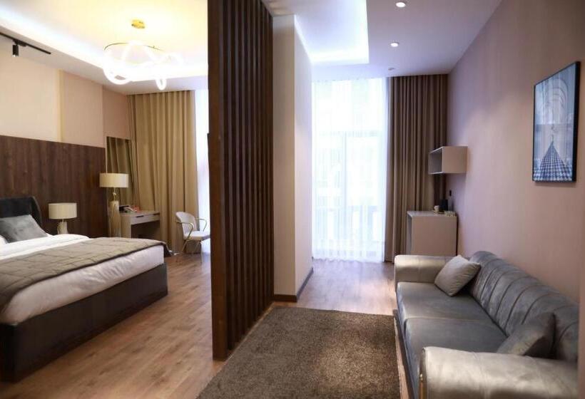 سوییت, Israhotel Dushanbe
