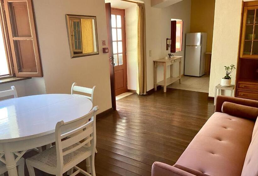 سوییت خانوادگی, Monte Rosa Rural Guesthouse