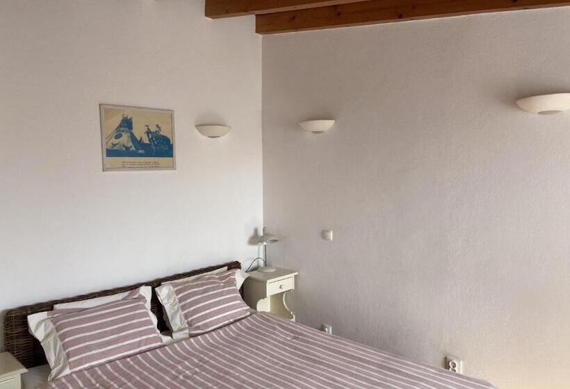 آپارتمان 1 خوابه با چشمانداز استخر, Monte Rosa Rural Guesthouse