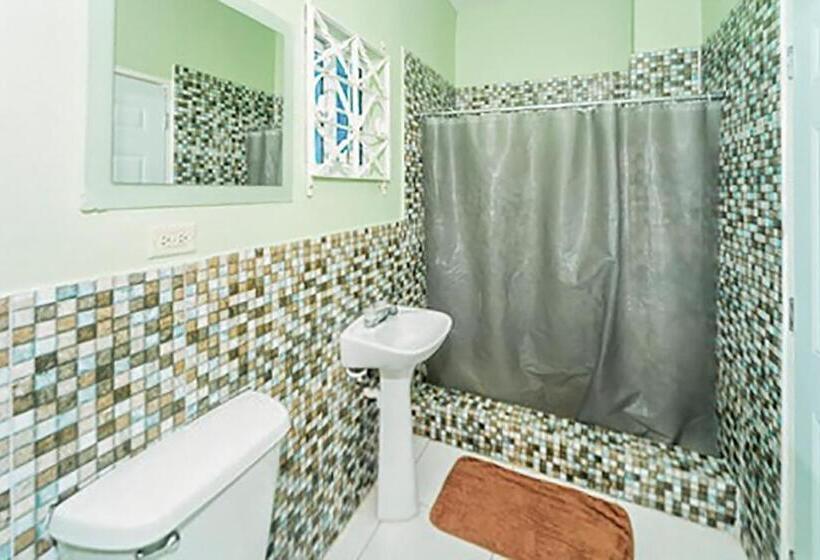 اتاق استاندارد, Sgr Near The Sea