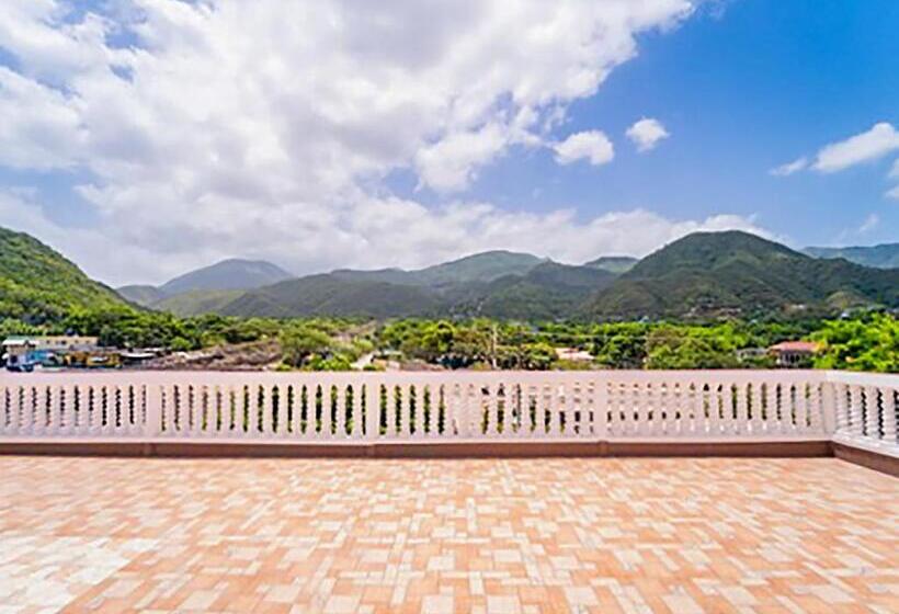 اتاق لوکس, Sgr Near The Sea