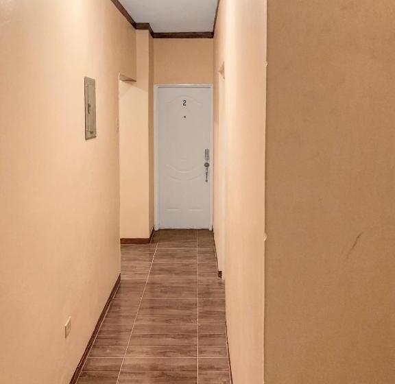 اتاق لوکس, Sgr Near The Sea