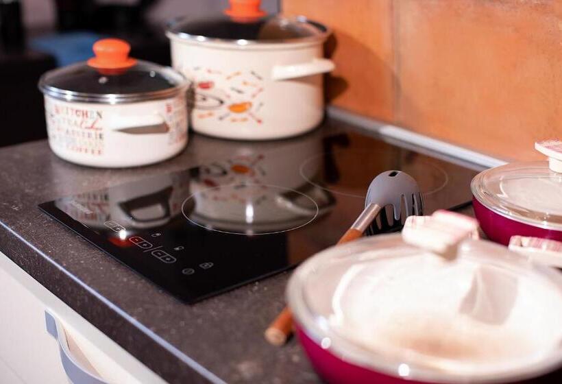 اتاق سوپریور چهار تخته, Villa Shu