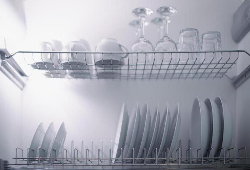 اتاق سوپریور چهار تخته, Villa Shu