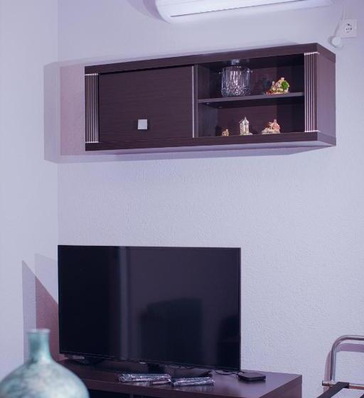 اتاق سوپریور چهار تخته, Villa Shu