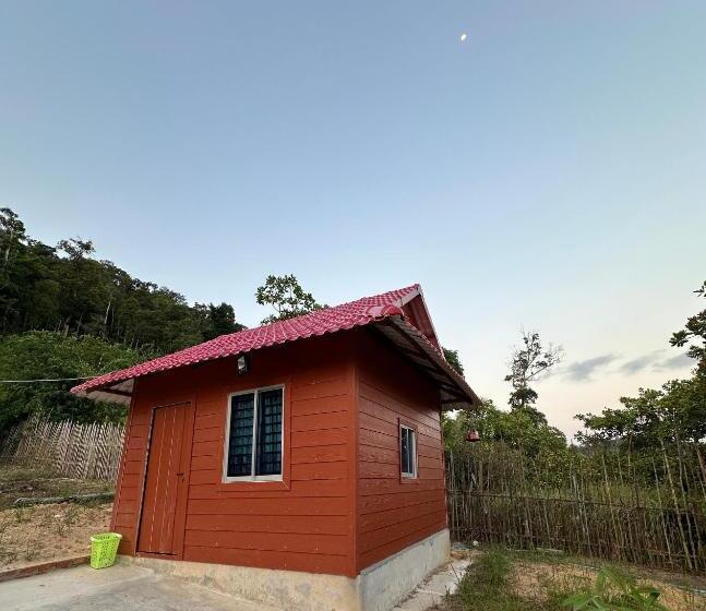 غرفة عائلية, Maloop Cafe Bungalow