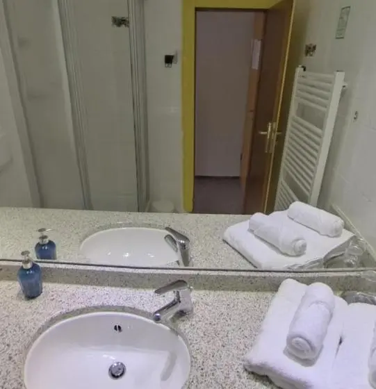 Standard-huone Parveke, Businesshotel Am Peetzsee Grünheide