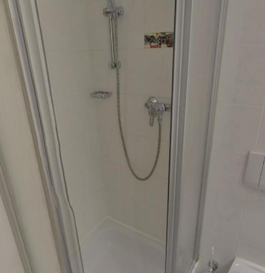 带阳台的三人标准间, Businesshotel Am Peetzsee Grünheide