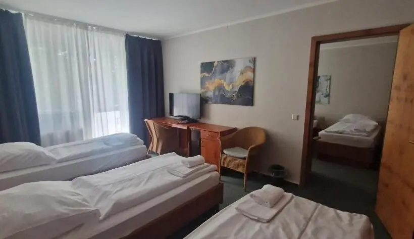 Perhehuone, Businesshotel Am Peetzsee Grünheide