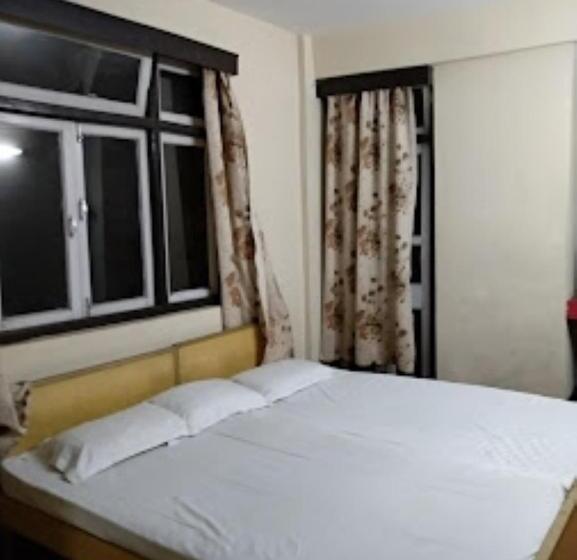 חדר סטנדרט, Darjeeling Hotel Summer Palace , Darjeeling
