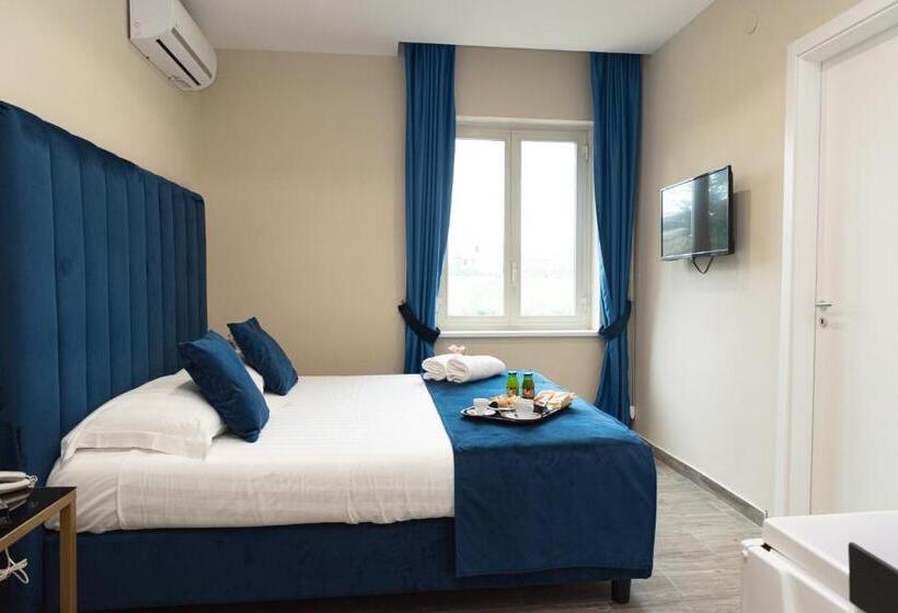 חדר דחוקס עם מיטת קינג, Dea Suite