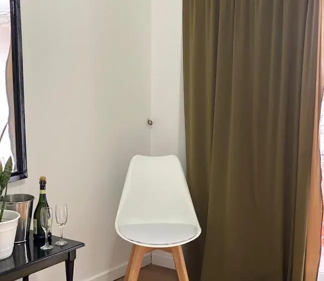 スタンダードルーム, Plaza C1