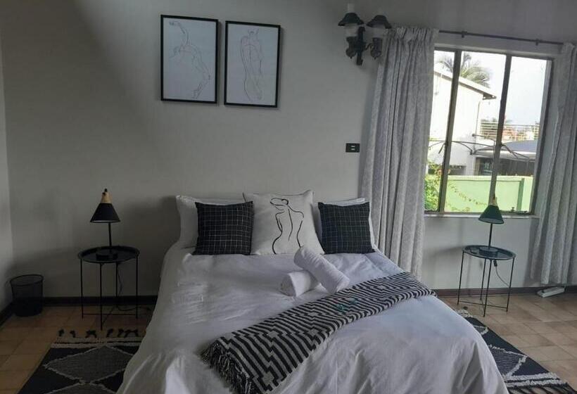 Студио Executive, Dam House Lodge