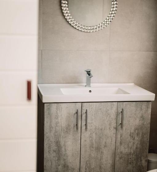 ガーデンビュースタンダードルーム, Die Karee Tuiste