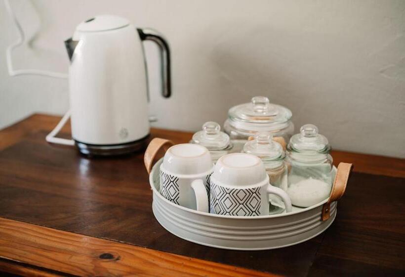 ガーデンビュースタンダードルーム, Die Karee Tuiste