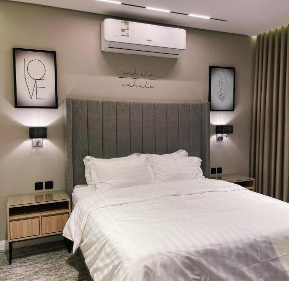 Junior Suite, أجنحة لافينا الخاصة