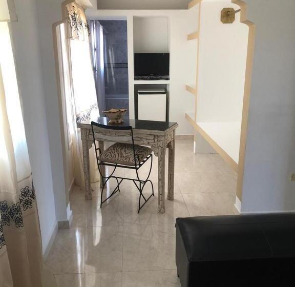 スタンダードルーム, Las Marias