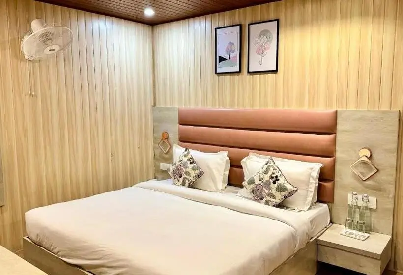 Juniorsviitti, Wabi Sabi Stays Pride Inn