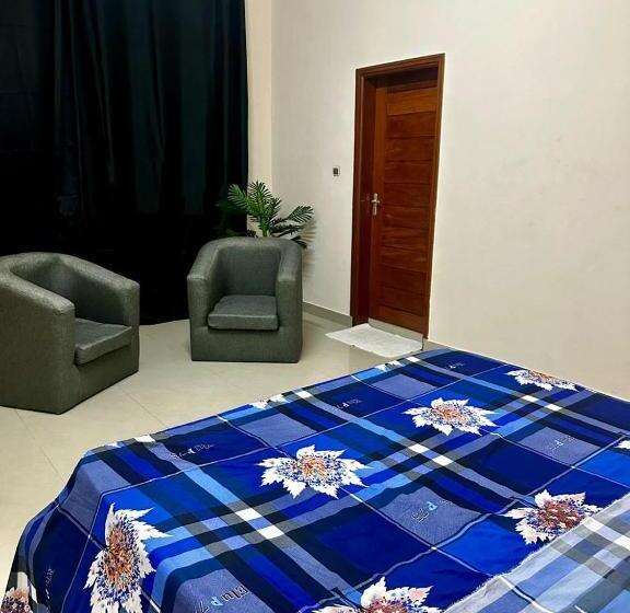 Quarto Estandar, Your Private Room In Cotonou Guesthouse