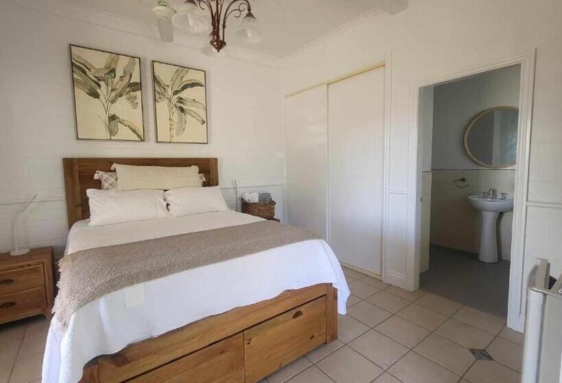 Трехместный Номер Deluxe, Ribbonwood Bed & Breakfast, Emu Park Qld