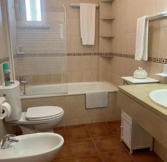Huoneisto 1 Makuuhuone Parveke, Apartamento Altura T2