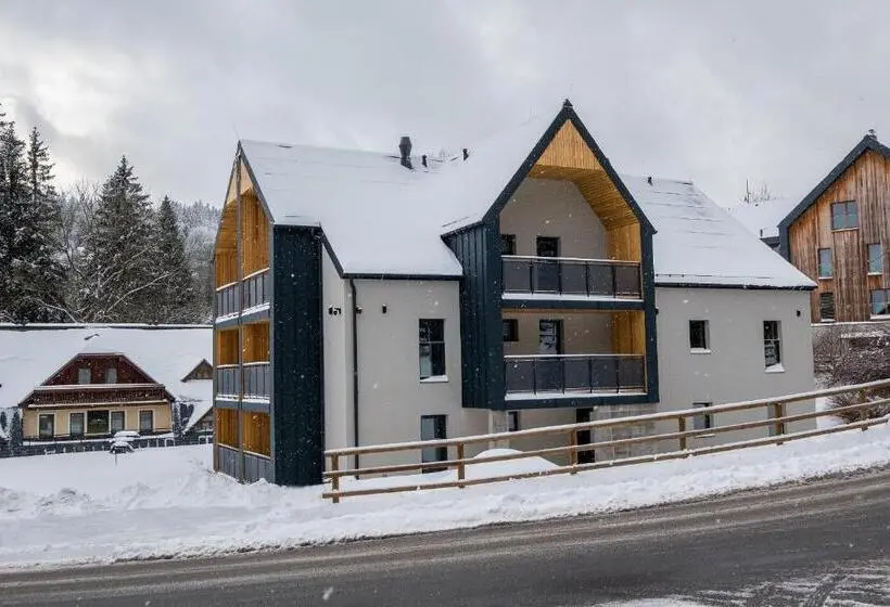 バルコニー付きスタンダードルーム, Apartmány Jarmilka S Privátním Wellness
