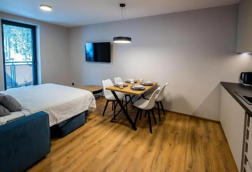 バルコニー付き１ベッドルームアパートメント, Apartmány Jarmilka S Privátním Wellness