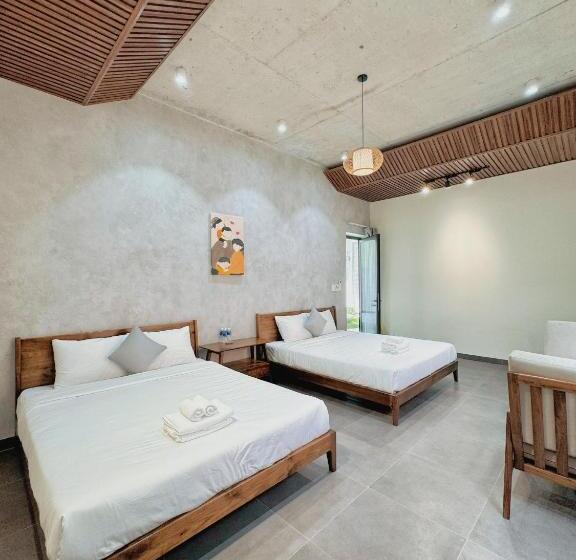 اتاق لوکس با چشمانداز دریا, Barland Villa