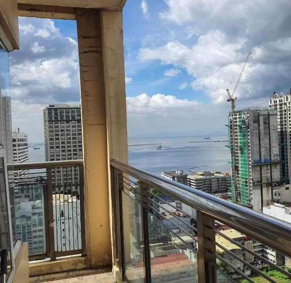 סוויטה משפחתית, Birch Tower Condotel