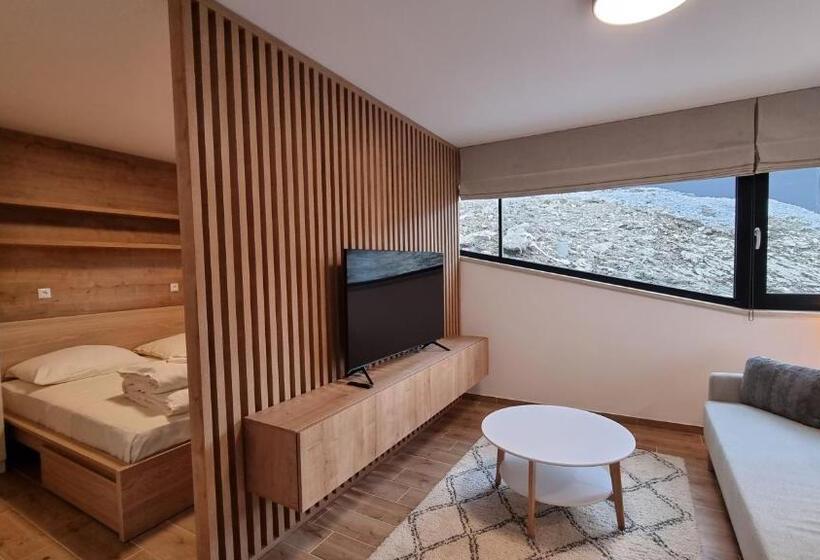 Студио Стандарт с Террасой, Chalets Hrabovo