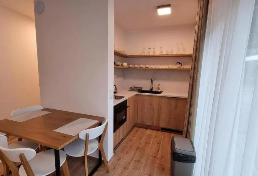 バルコニー付き１ベッドルームアパートメント, Chalets Hrabovo
