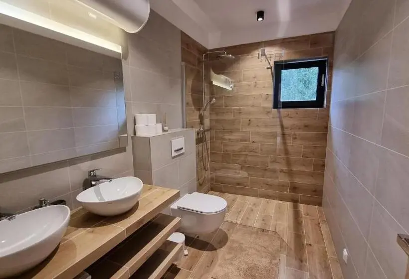 バルコニー付き１ベッドルームアパートメント, Chalets Hrabovo