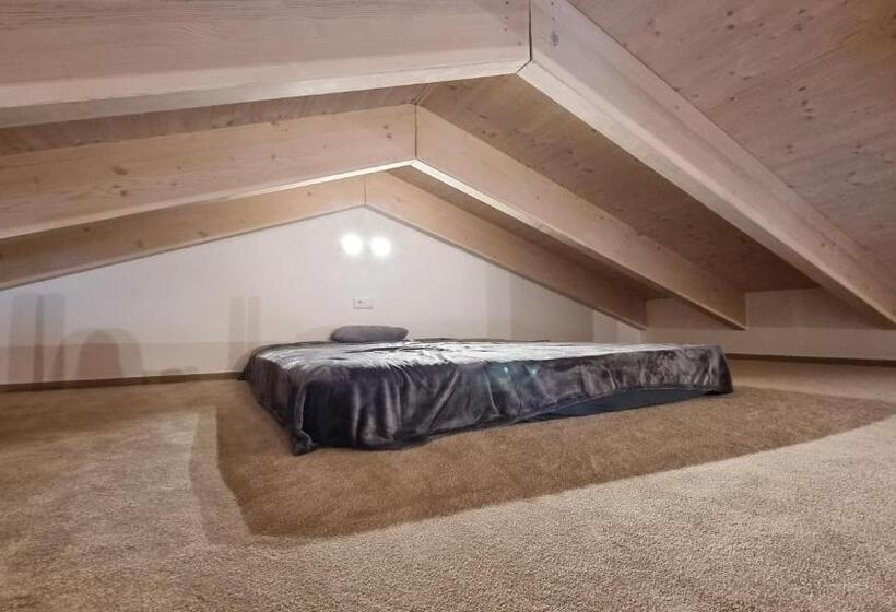 Апартаменты 2 Спальни с Балконом, Chalets Hrabovo