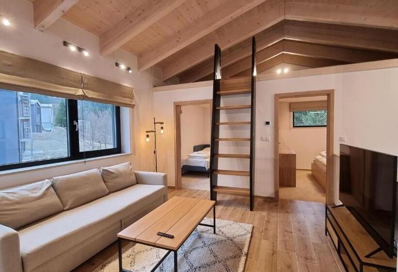 발코니가 있는 2 베드룸 아파트, Chalets Hrabovo