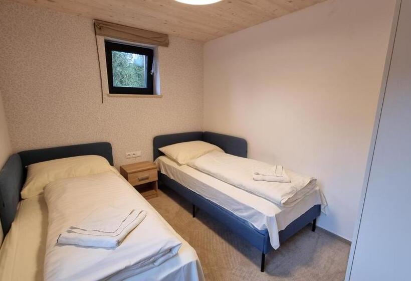 Апартаменты 2 Спальни с Балконом, Chalets Hrabovo