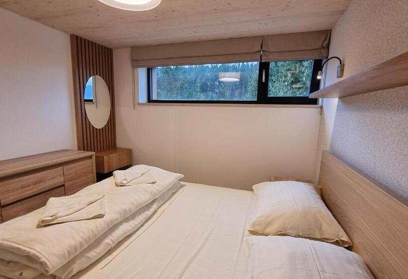 Апартаменты 2 Спальни с Балконом, Chalets Hrabovo