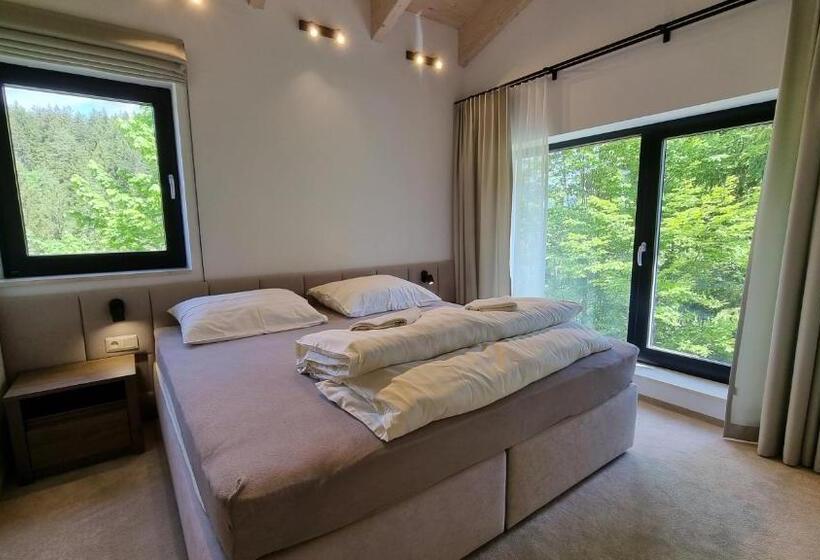 Апартаменты 4 Спальни, Chalets Hrabovo