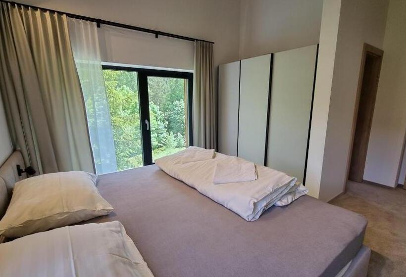 Апартаменты 4 Спальни, Chalets Hrabovo