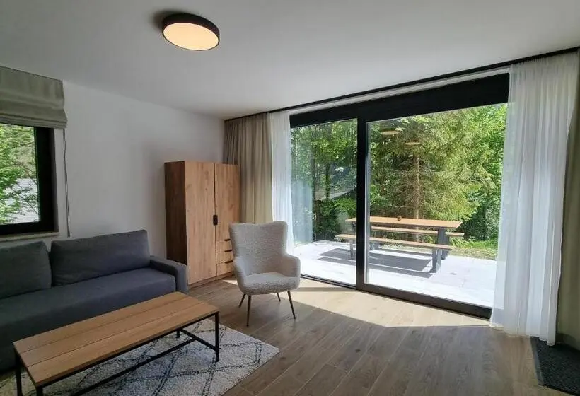 テラス付きスタンダードワンルーム, Chalets Hrabovo