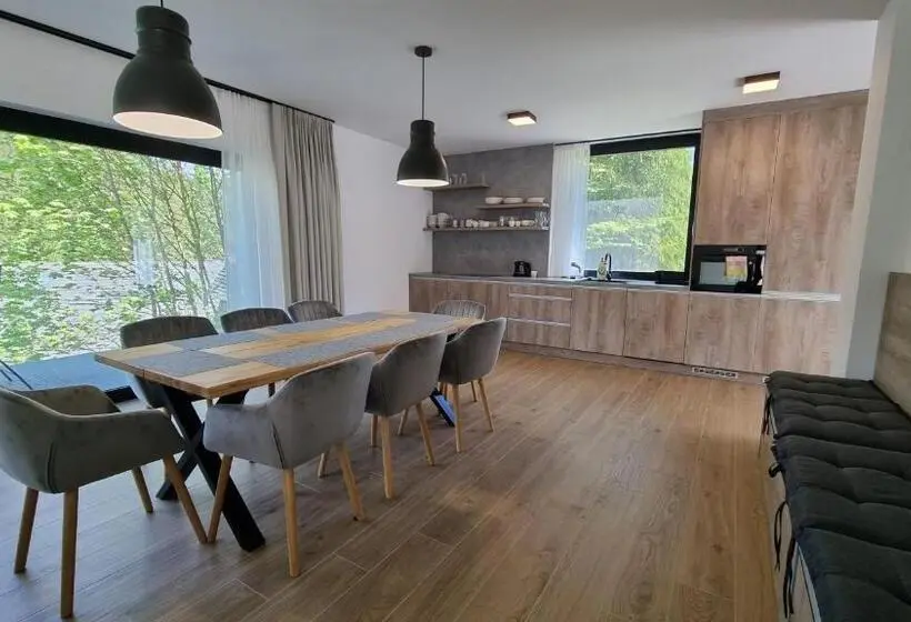 ４ベッドルームアパートメント, Chalets Hrabovo