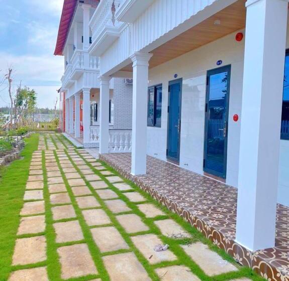 اتاق استاندارد چهار تخته, Khu Nghỉ Dưỡng Tommy Hồ Tràm