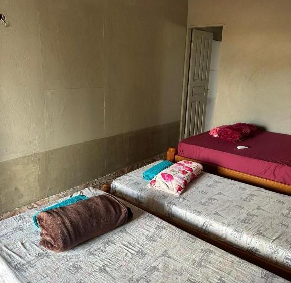 Семейный Номер, Honorio