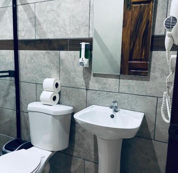 اتاق استاندارد, Almore