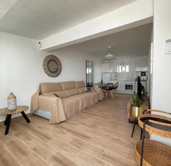 آپارتمان 1 خوابه همکف, Bungalow Ara