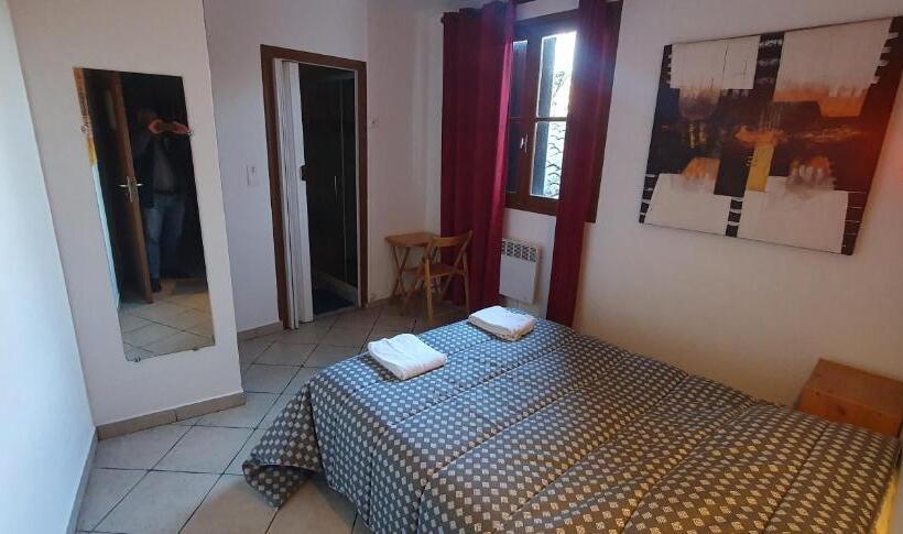 스탠다드 룸, Le Comptoir