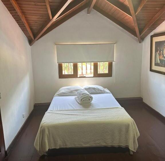 جناح مطلّ علي حمام السباحة, Muelle De María ángel