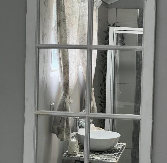 חדר סטנדרט, Elizabeth The 7th