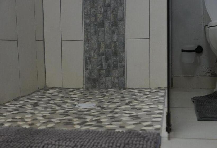 חדר סטנדרט נוף לבריכה, Elizabeth The 7th