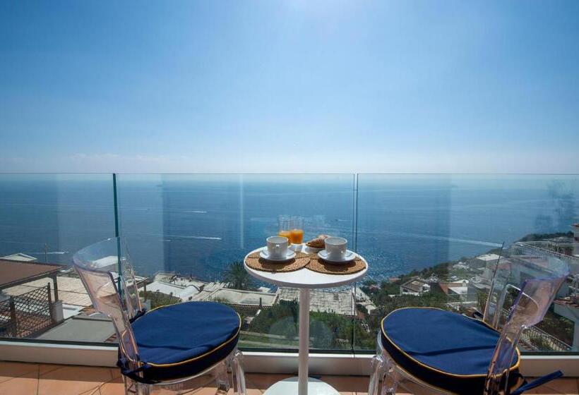 豪华海景房带阳台, Holidays Dream Praiano