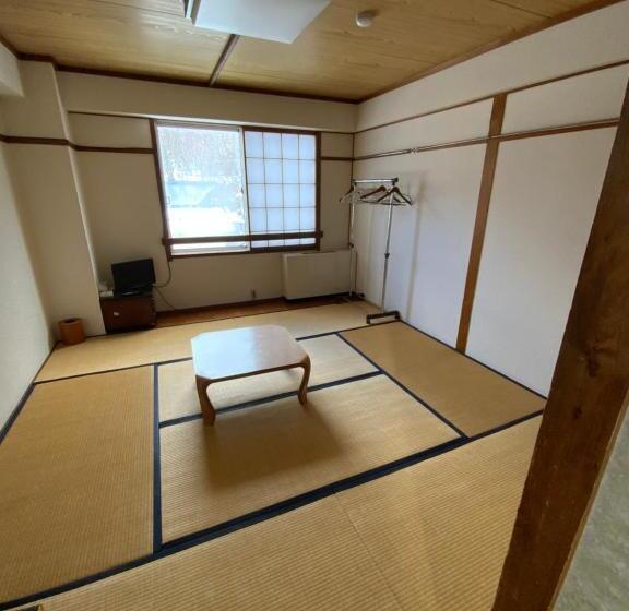 4인용 스탠다드 룸, ロッヂ　スガノ